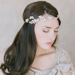 Exquisite Silver Crystal Adorned Bridal Headpiece